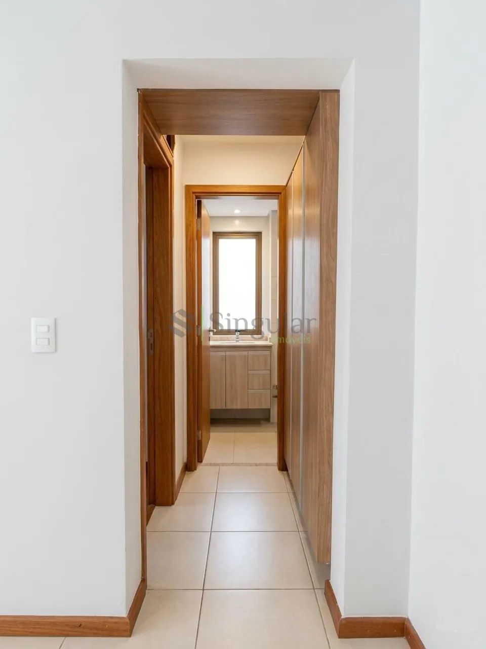 Lindo Quarto e Sala c/ Garagem - Alto dos Passos - Foto 5