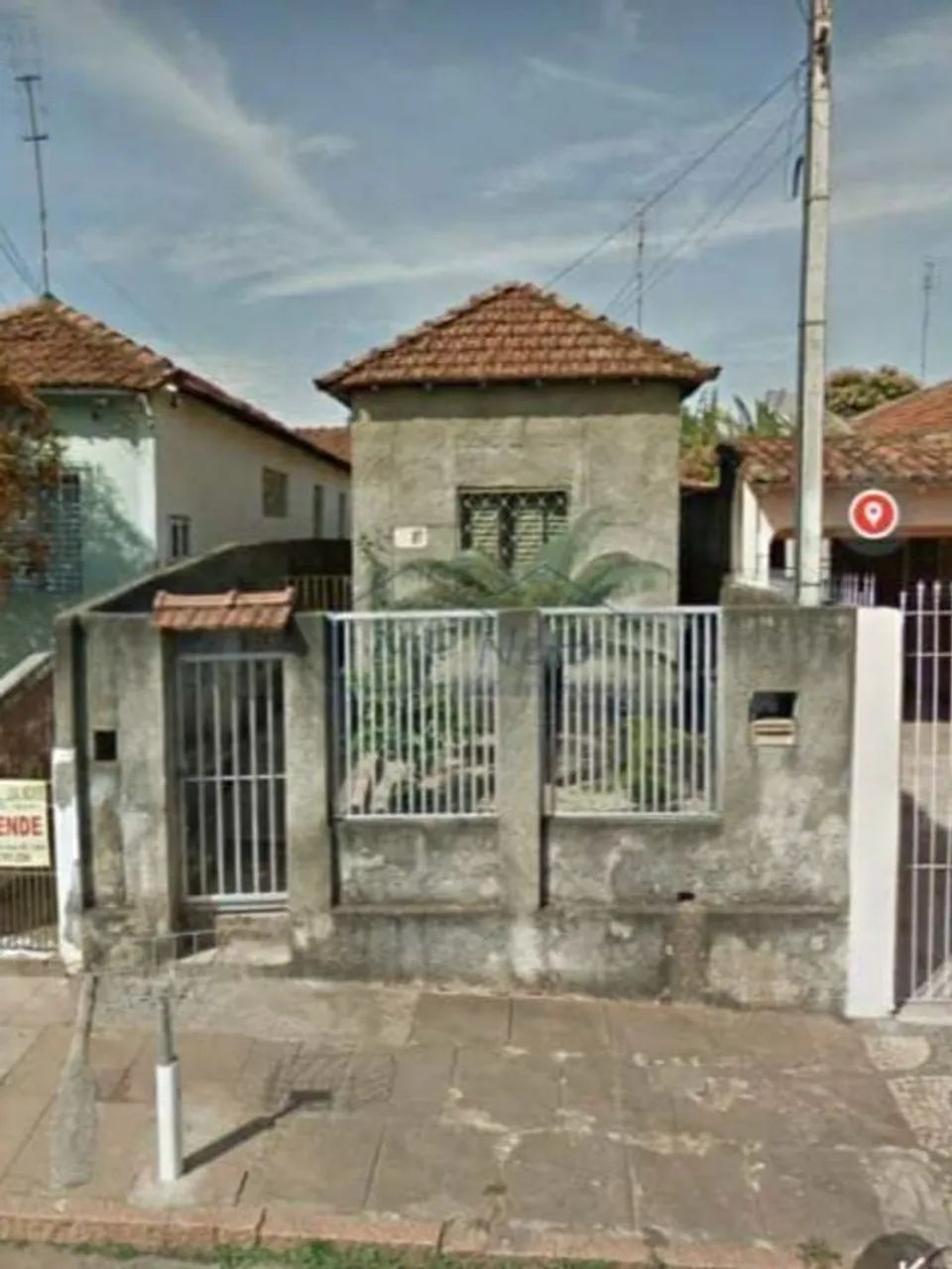 ? CASA À VENDA - PIRASSUNUNGA/SP