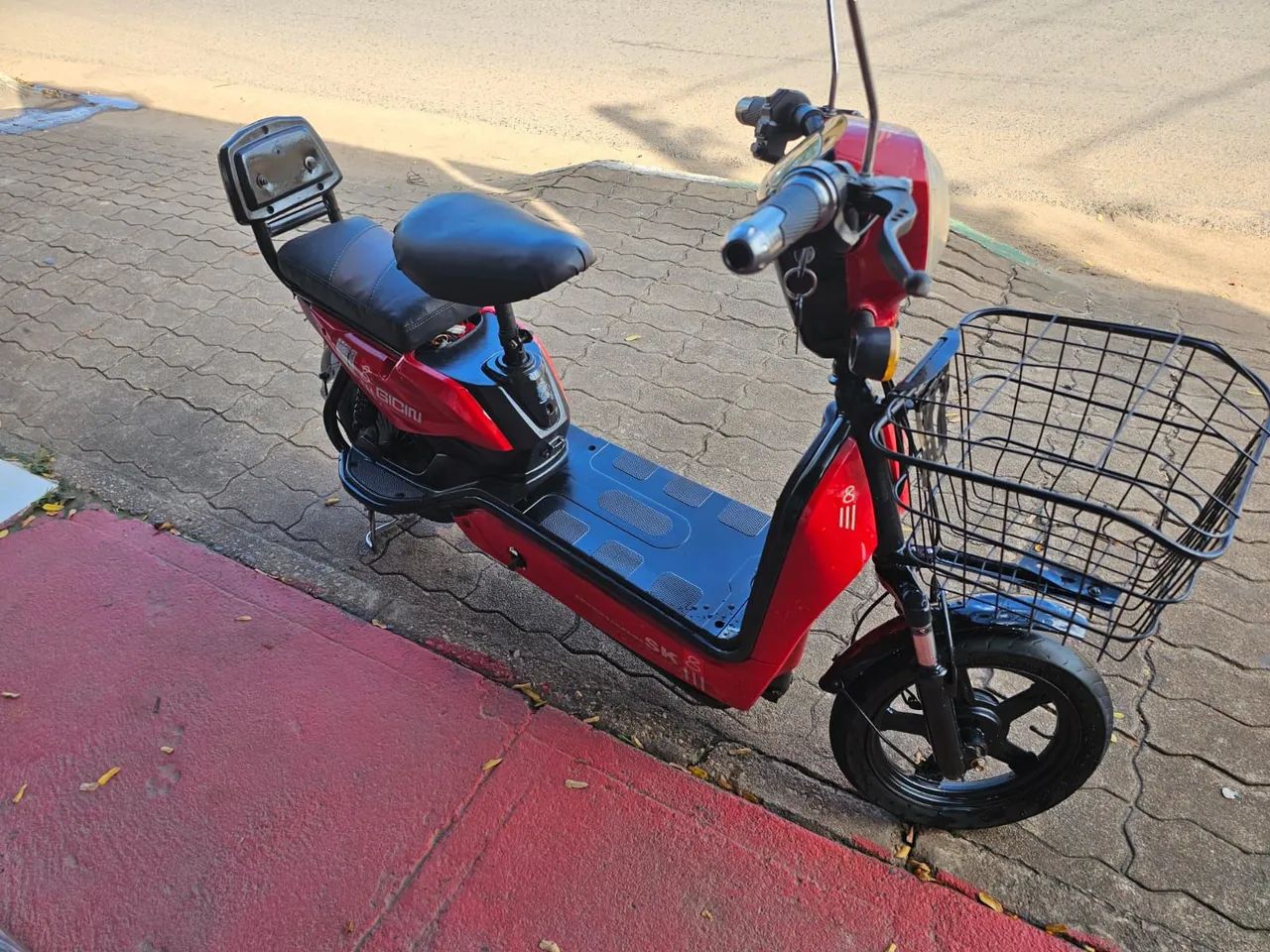 Bicicleta eléctrica aro 14  - Foto 3