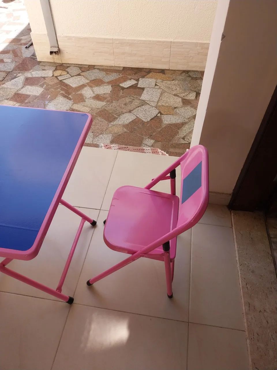 Mesinha com cadeiras  - Foto 5
