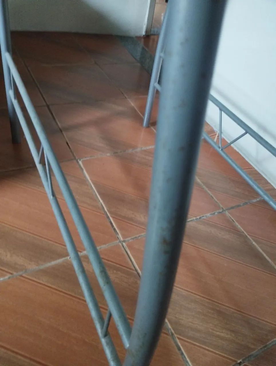 MESA COM TAMPO DE VIDRO - Foto 3