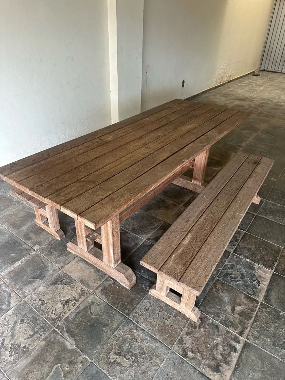 Mesa rústica 