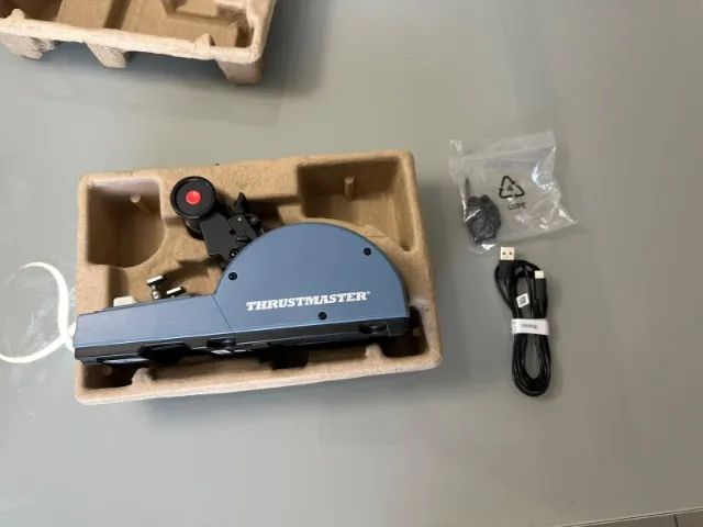 Thrustmaster Tca Quadrant Airbus Edition Azul-claro - Foto 3