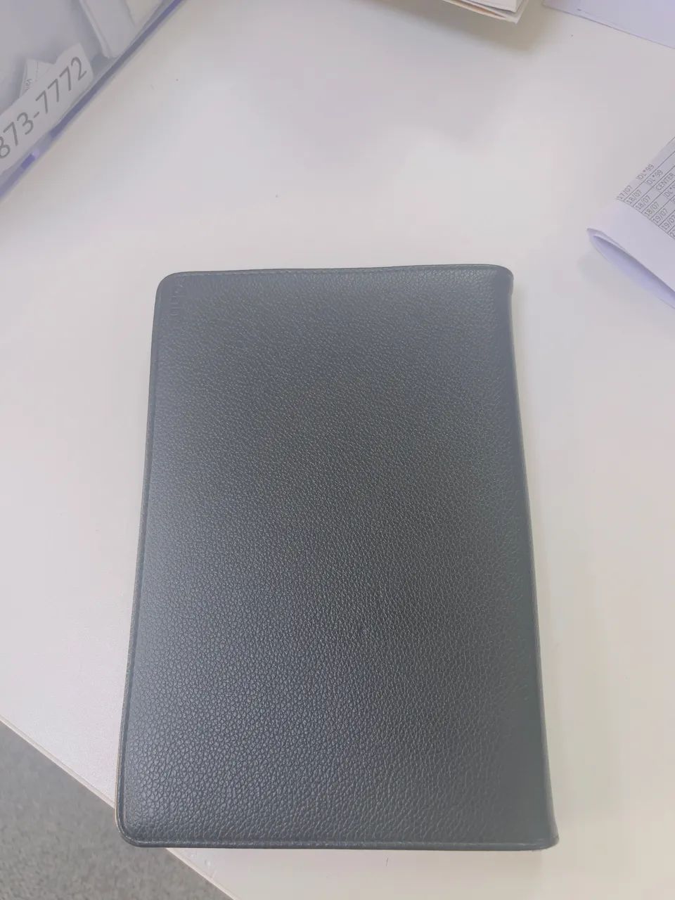 Capa para tablet universal preta onde 7 e 8 polegadas - Foto 2