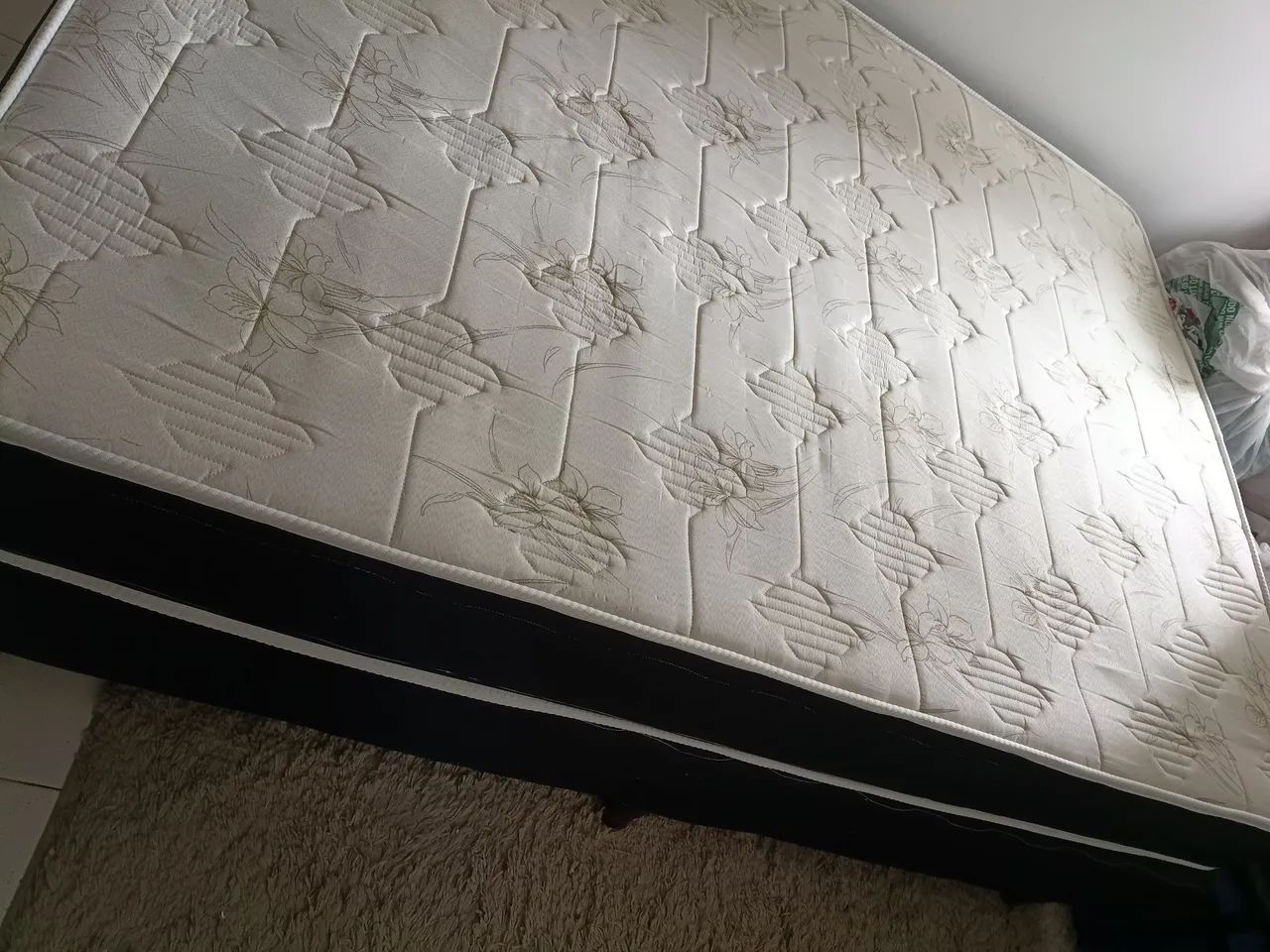 Cama box e colchão seminovos - Foto 2
