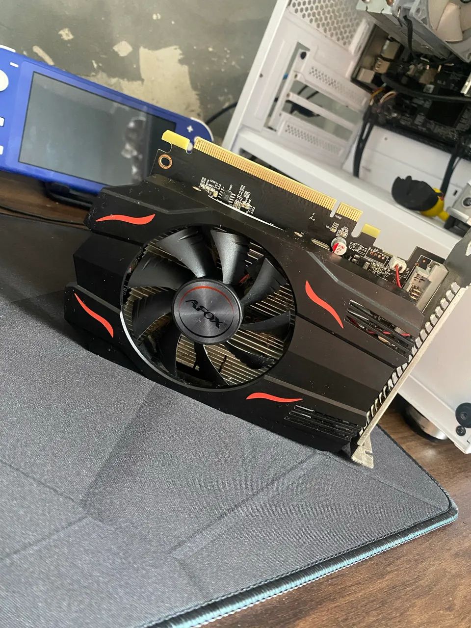 PLACA DE VÍDEO RX550