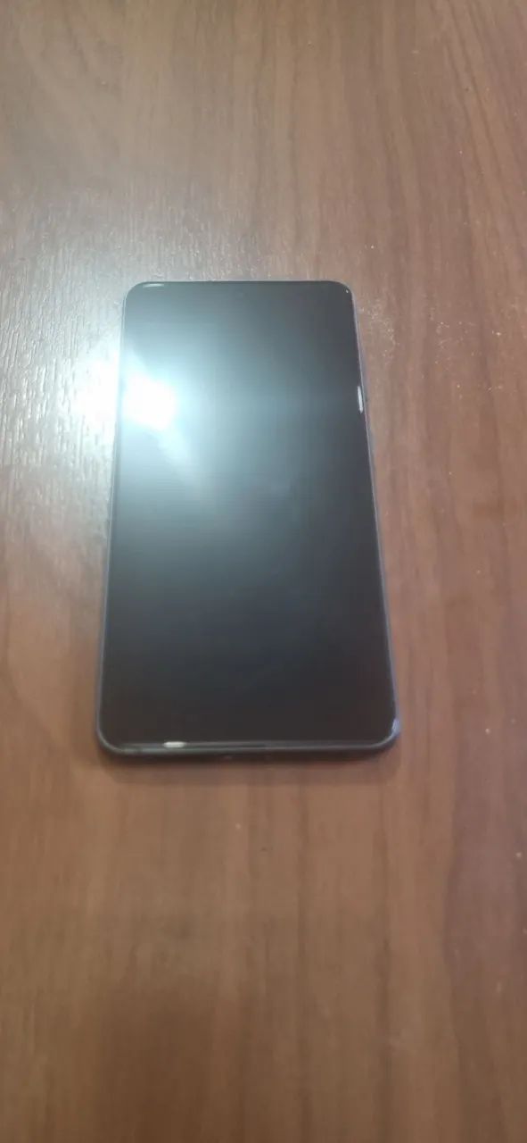 Tela original do celular s21fe com linha branca na vertical direita