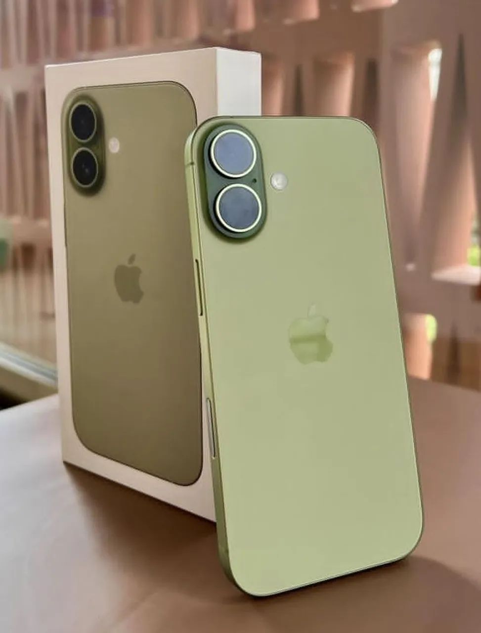 iPhone 17 256GB / E-SIM 