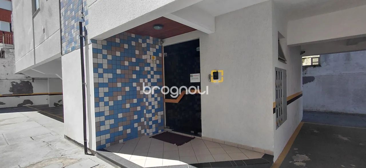 Apartamento cobertura com 2 quartos e 1 vaga de garagem próximo da UFSC em Florianópolis. - Foto 2