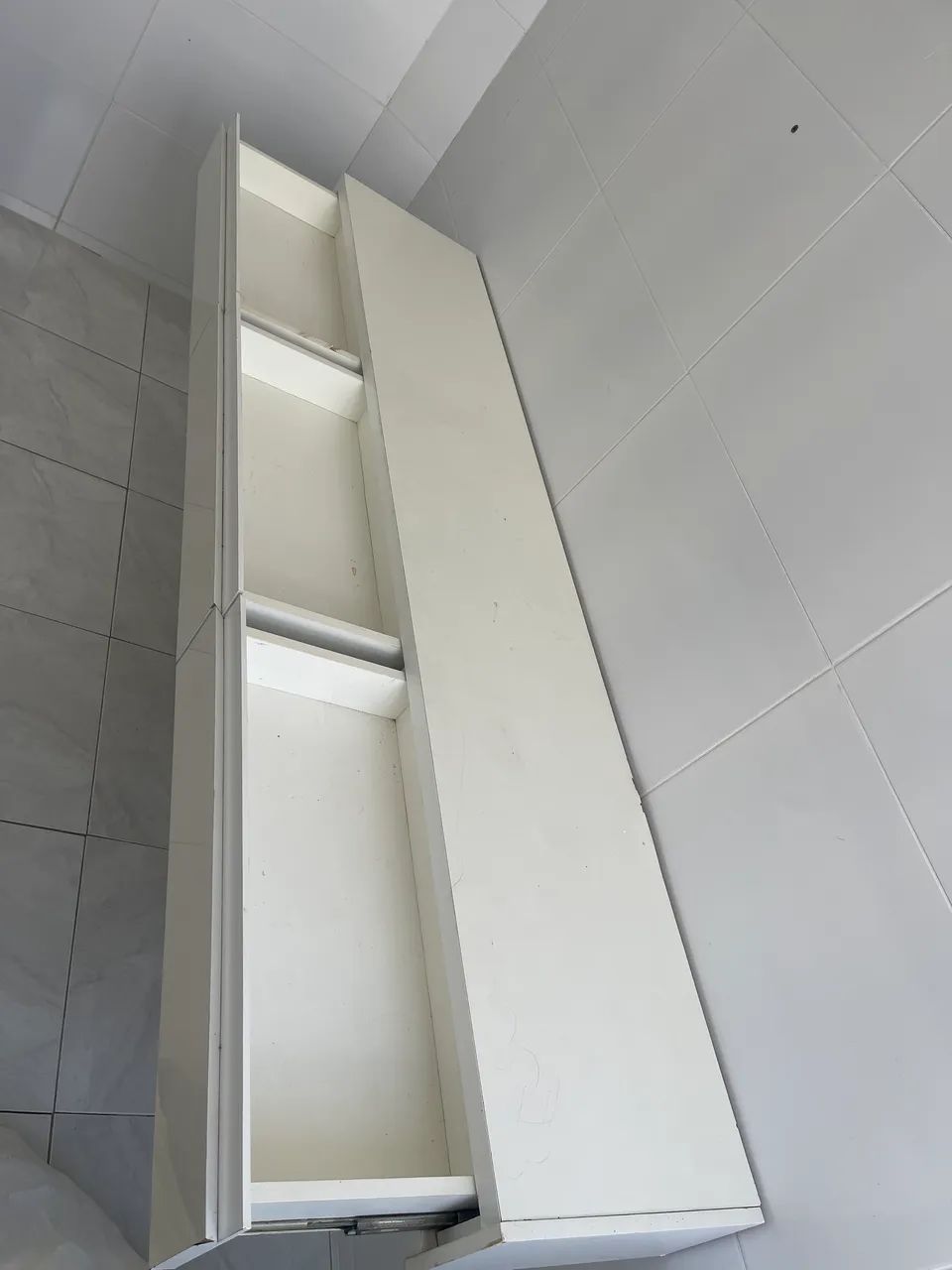 Bancada com 3 gavetas 2m  - Foto 3