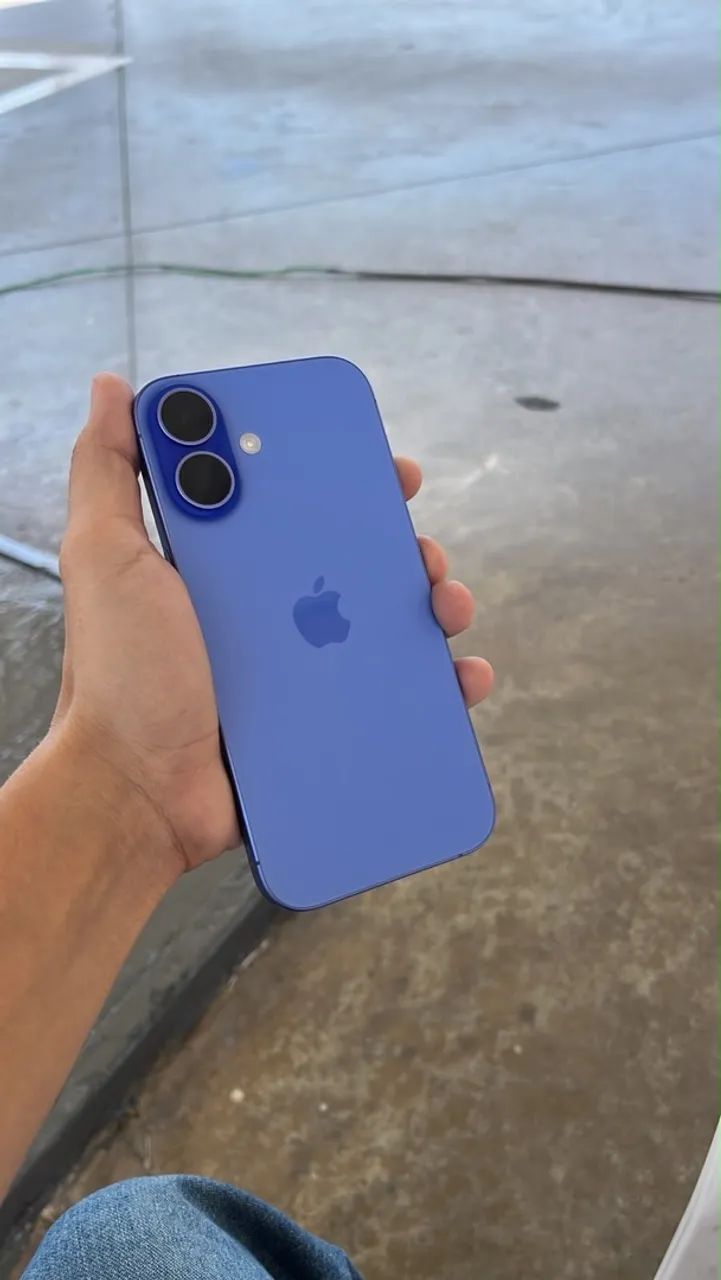 iPhone 16  - Foto 2