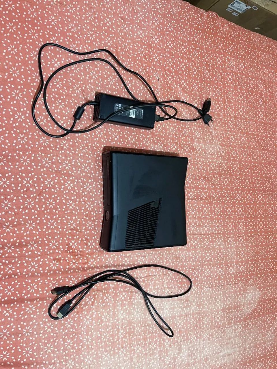 Vendo Xbox 360 com Problema de hardware  - Foto 3