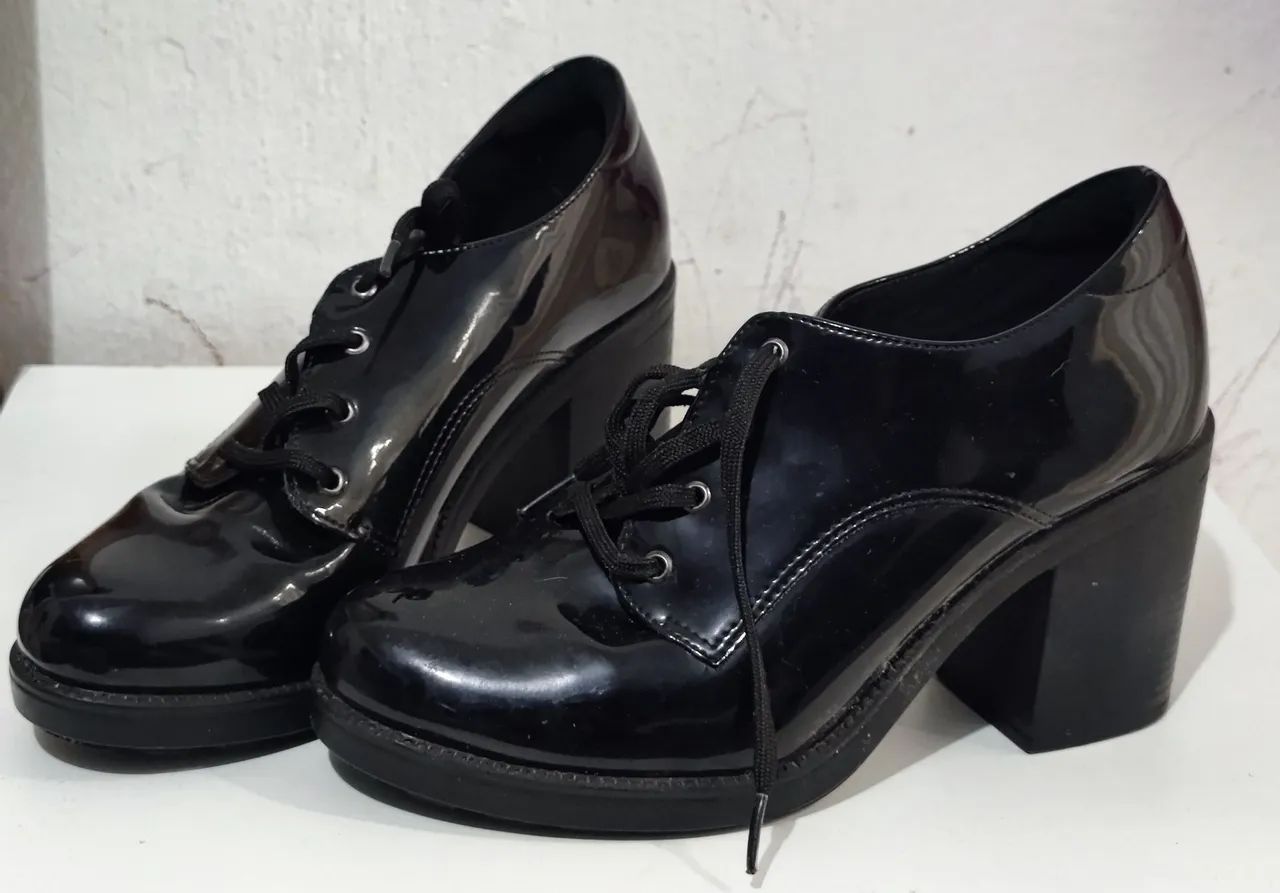 Bota 37