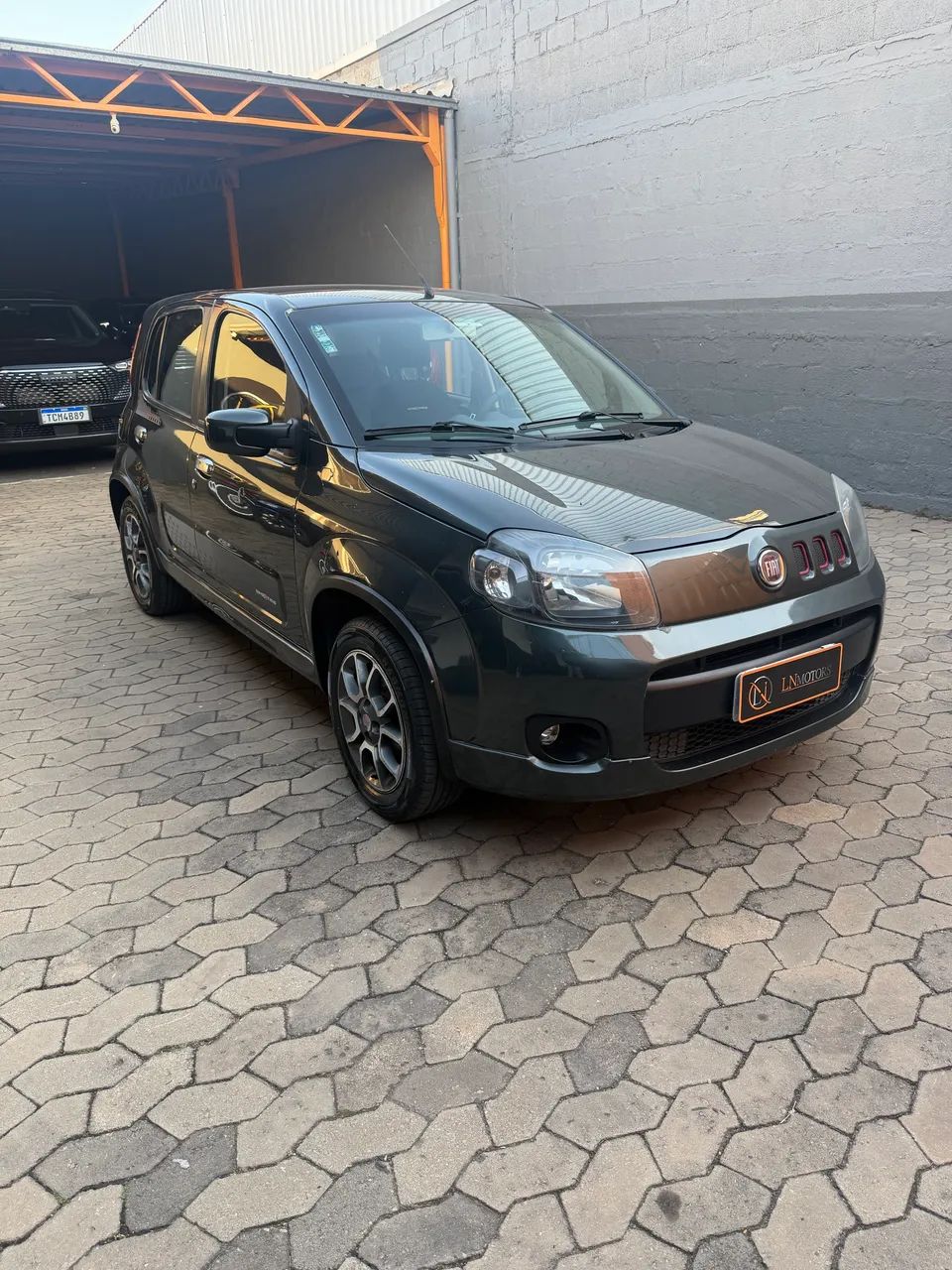 Fiat Uno Sporting 1.4 EVO Fire Flex 8V 4P 2013 - Foto 4