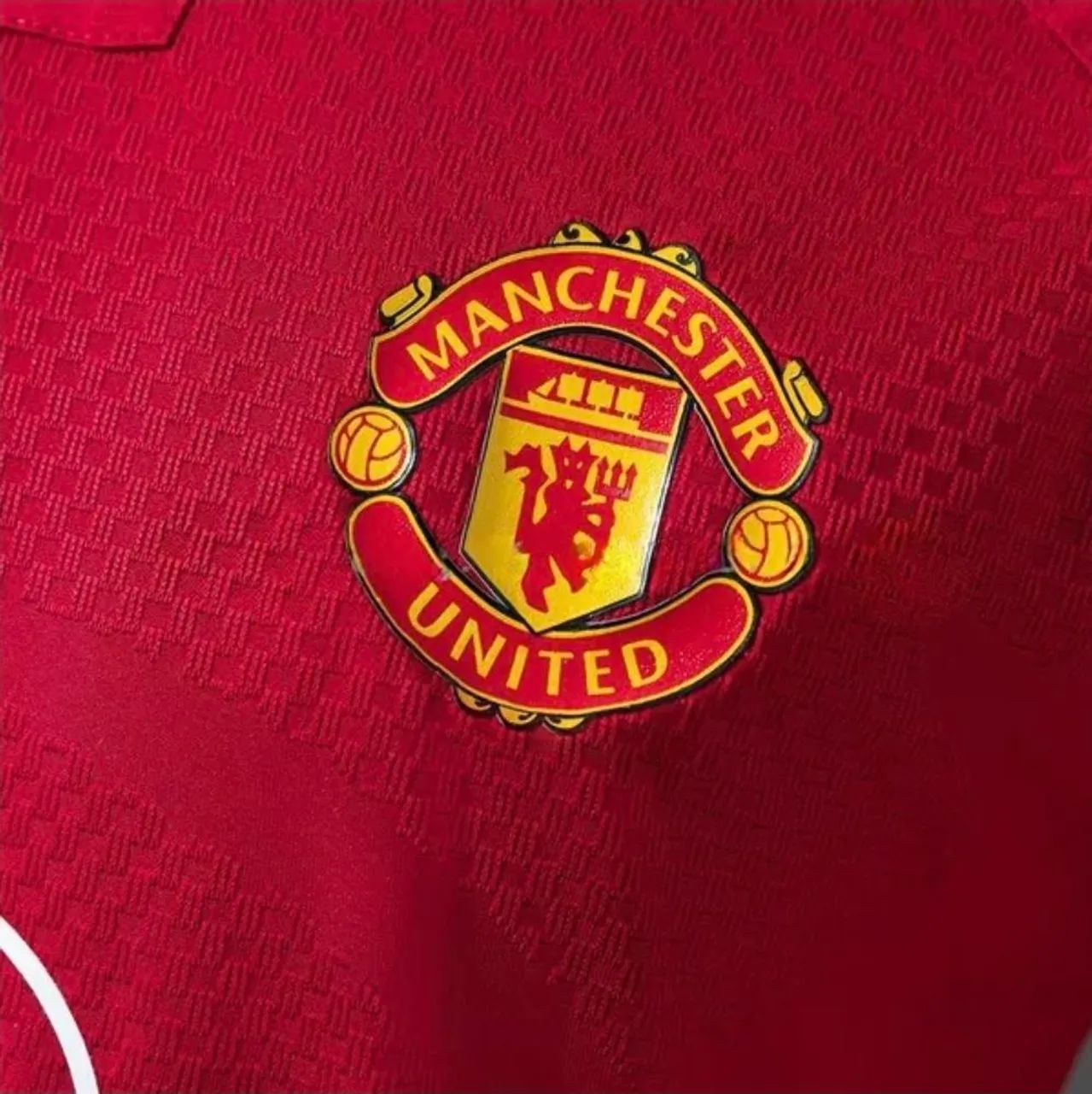 (DEFEITO) Camisa Manchester United 2027 - Foto 3