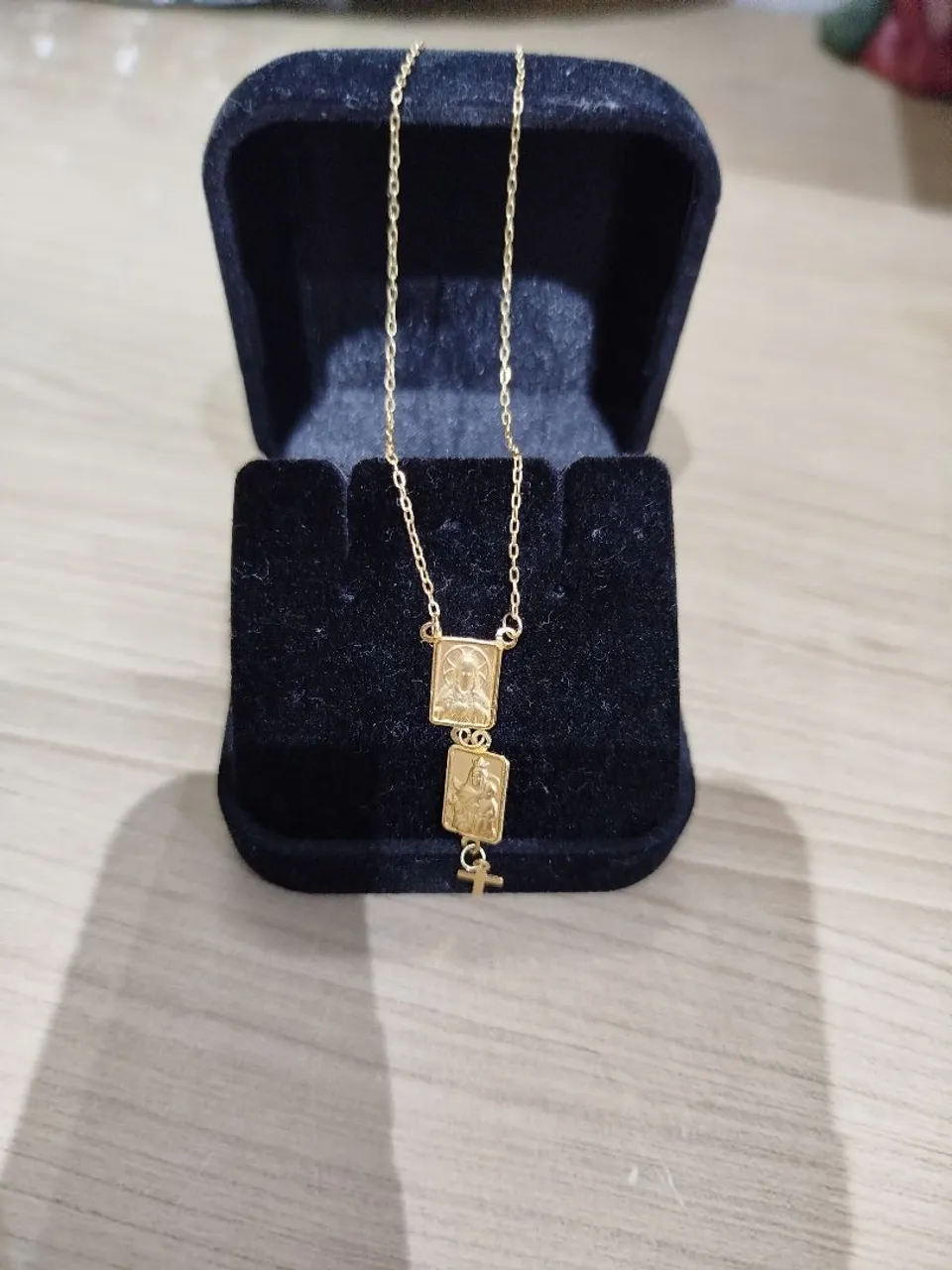 Escapulário em ouro 18K lindíssimo - Acessórios - Águas Lindas