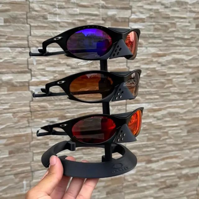 Óculos Oakley YF203