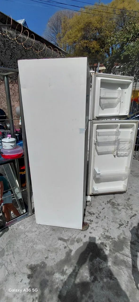 Geladeira eletrolux frost free otimo funcionamento  - Foto 5