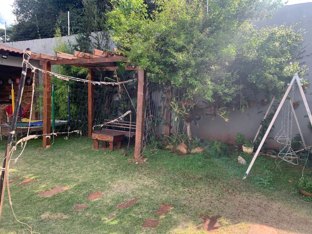 Vendo excelente Casa com Piscina - Foto 3