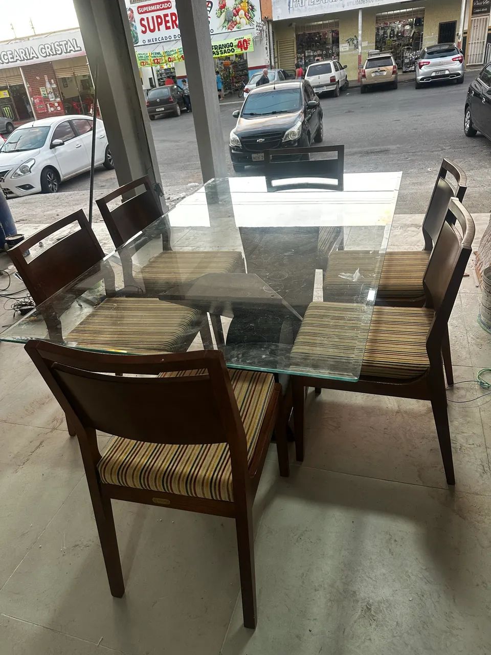 Mesa em madeira pura  - Foto 4