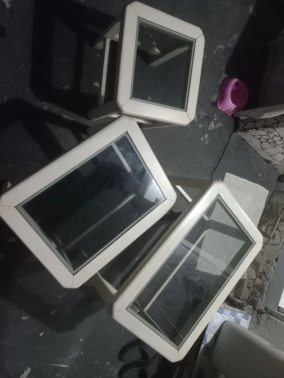 Conjunto de. Mesinhas  - Foto 2