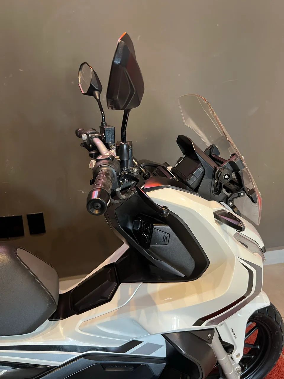 HONDA ADV 150  - Foto 4