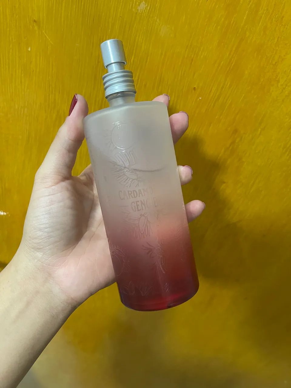 Vende-se perfume GRANADO de gengibre  - Foto 2