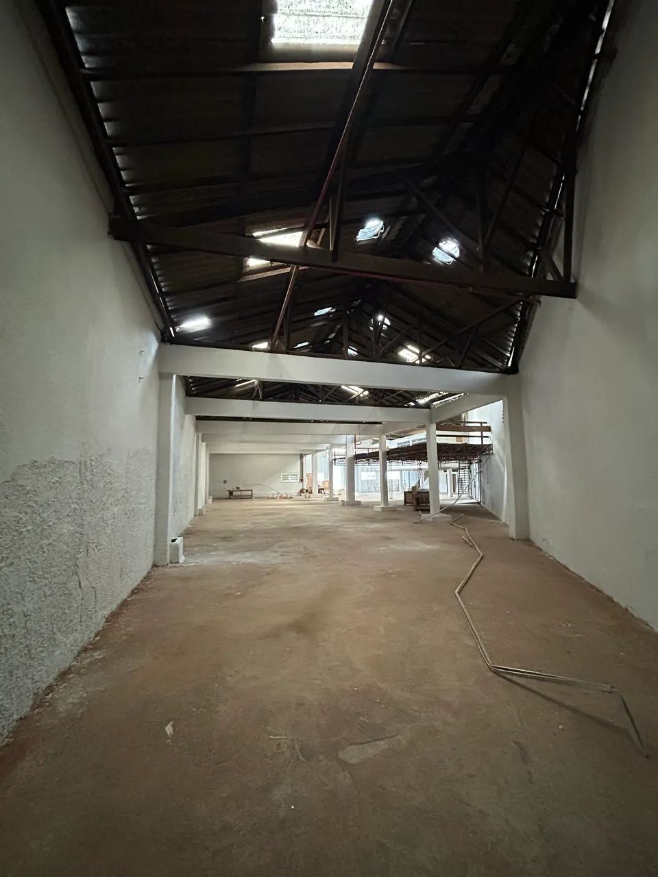 Alugamos Galpão  - Foto 2