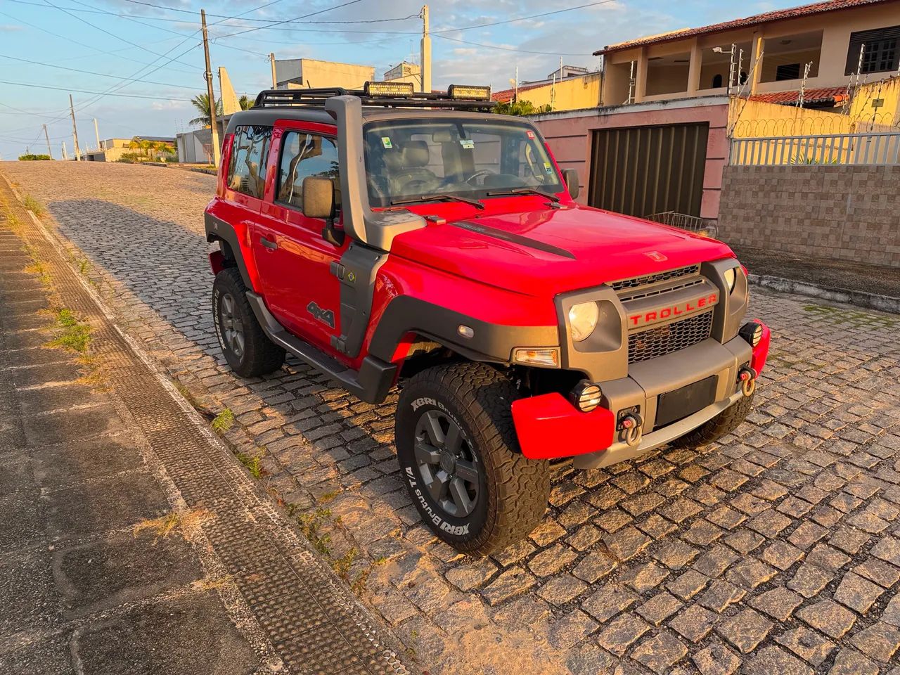 Troller T-4 T-4 4x4 3.2 20V Tdi Cap. Rígida Diesel 2017