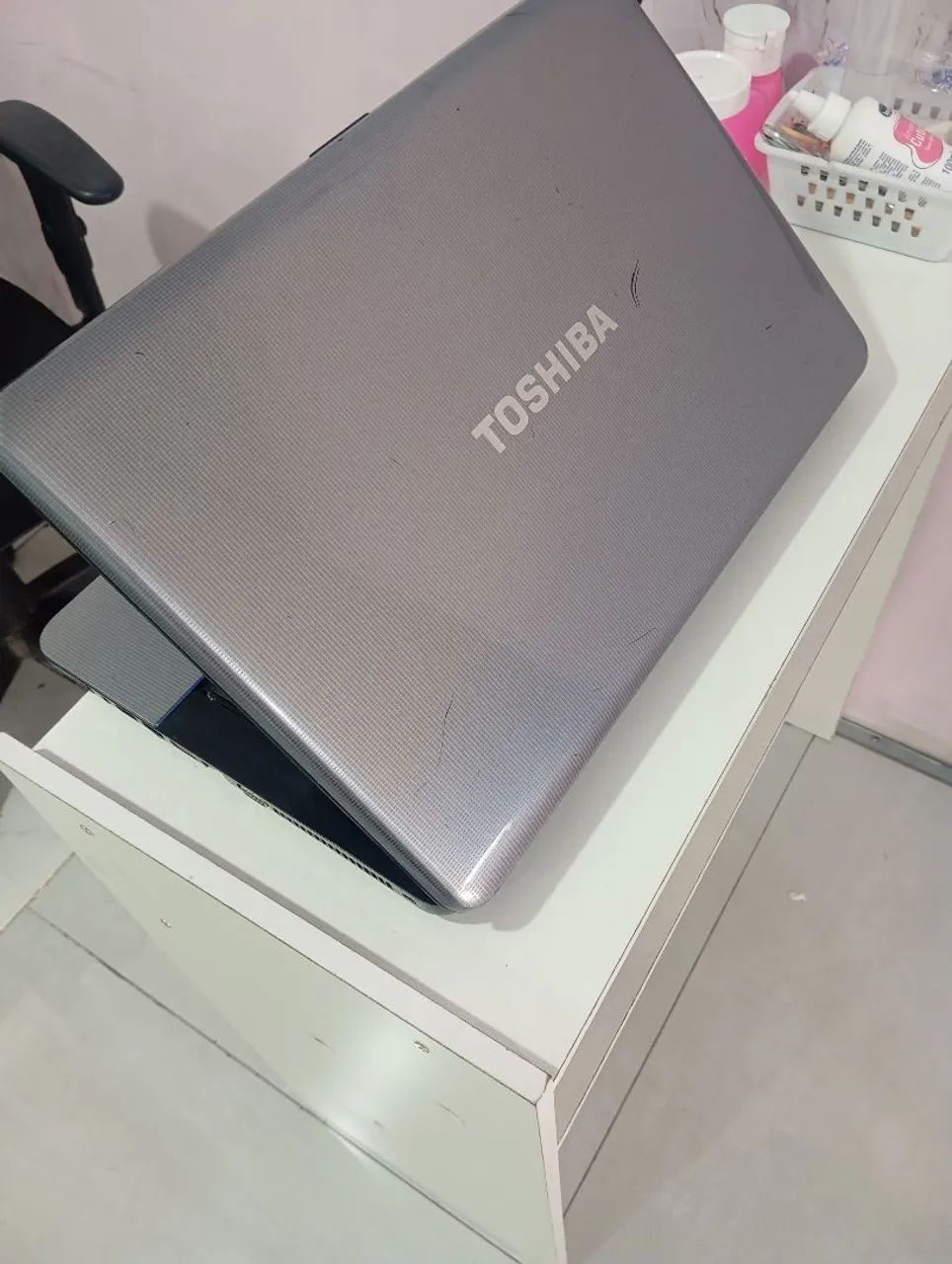 Notebook i5 THOSHIBA 