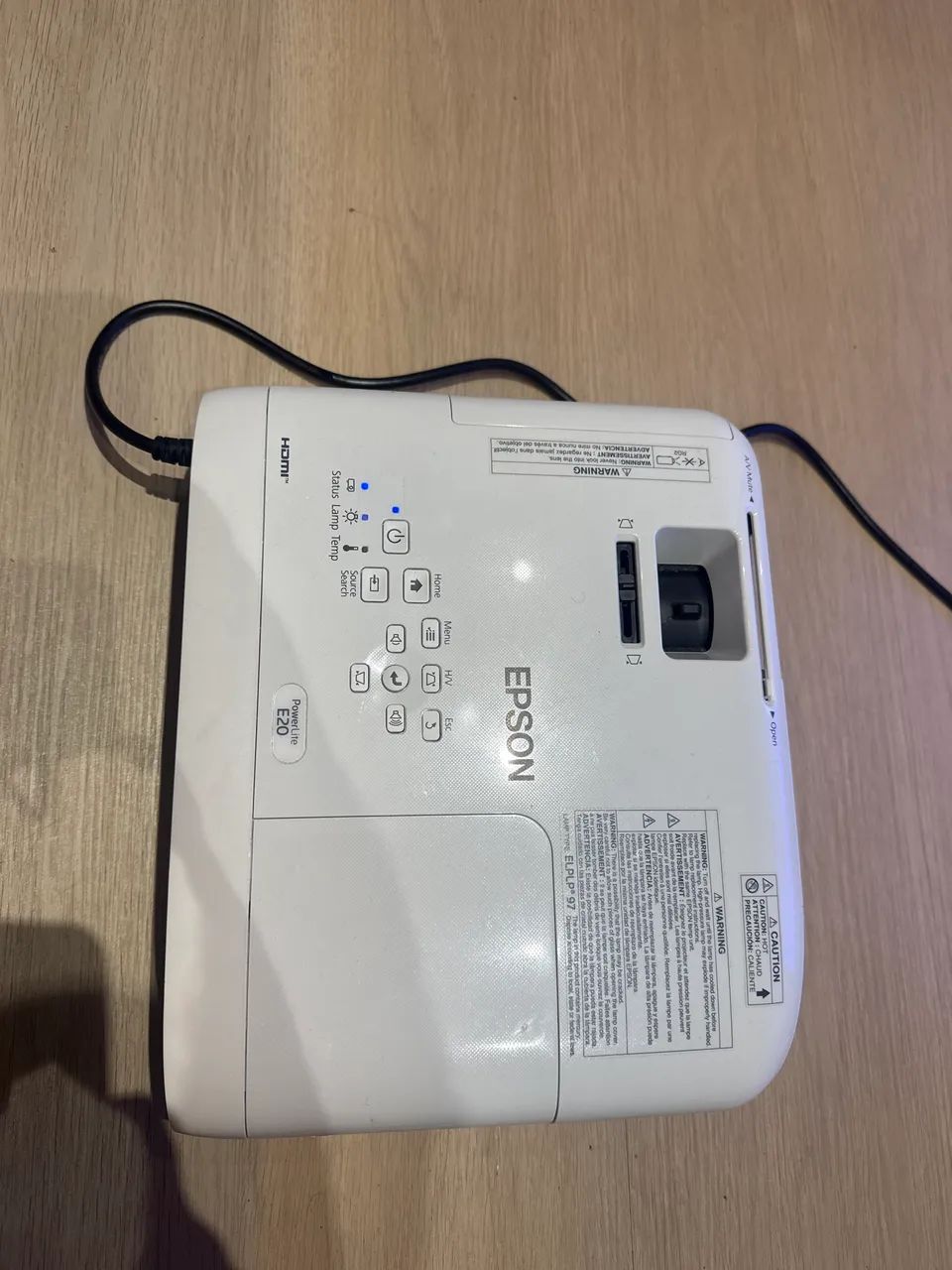 Projetor Epson E20 Semi Novo - Foto 2