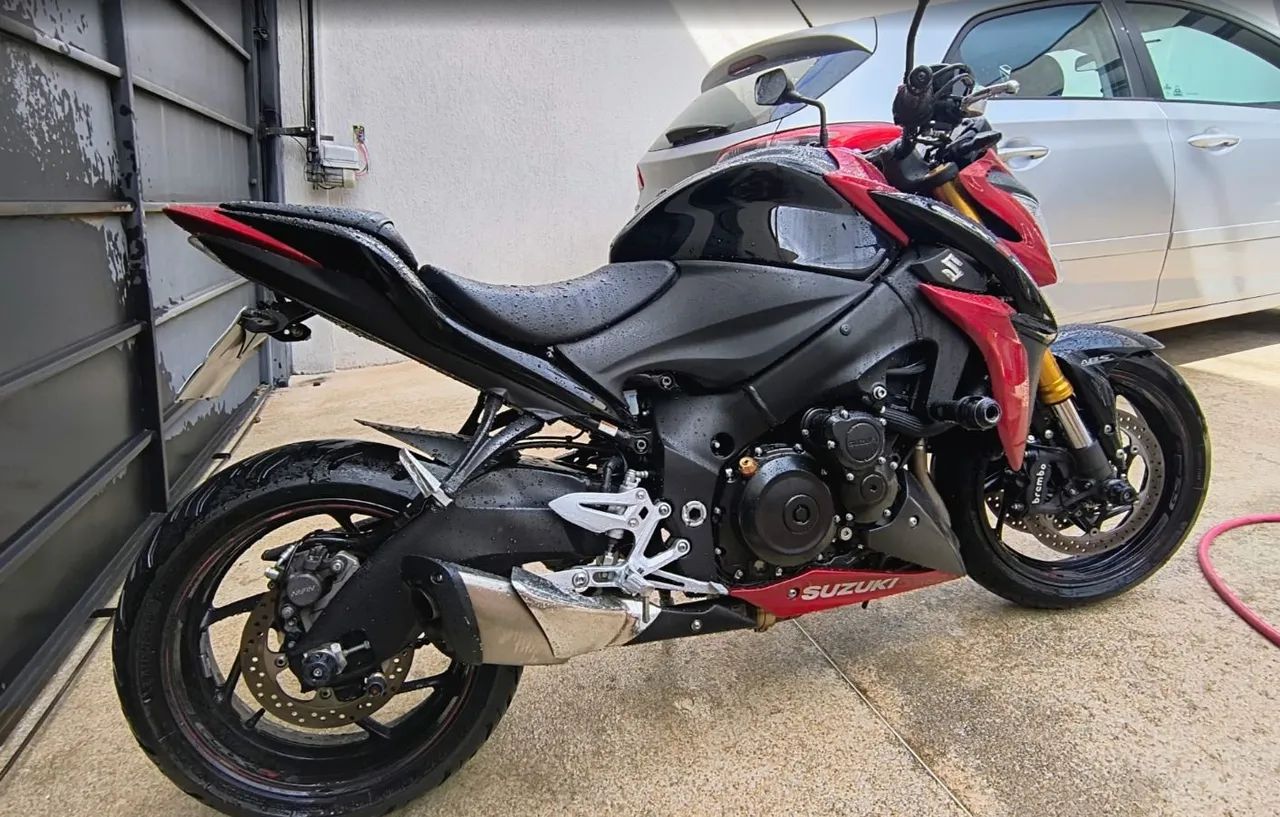 GSX-S 1000 - Foto 4