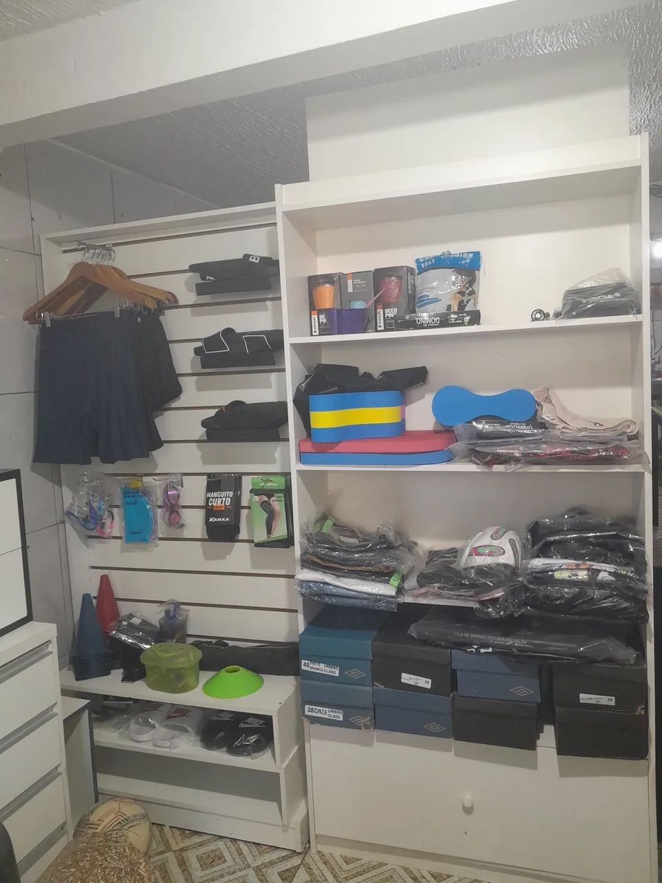 Mostruário e mesa