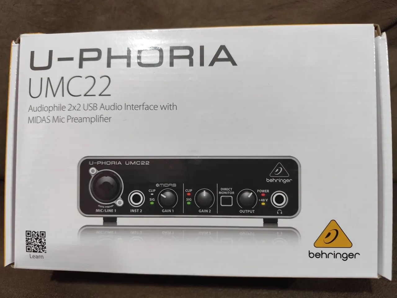Placa de Áudio Behringer UMC22