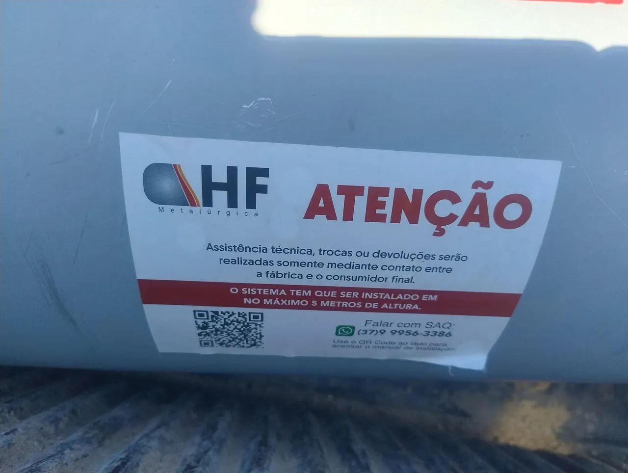 Boiler solar aquecimento de água 65 litros NOVO sem uso $150 cada - Foto 2