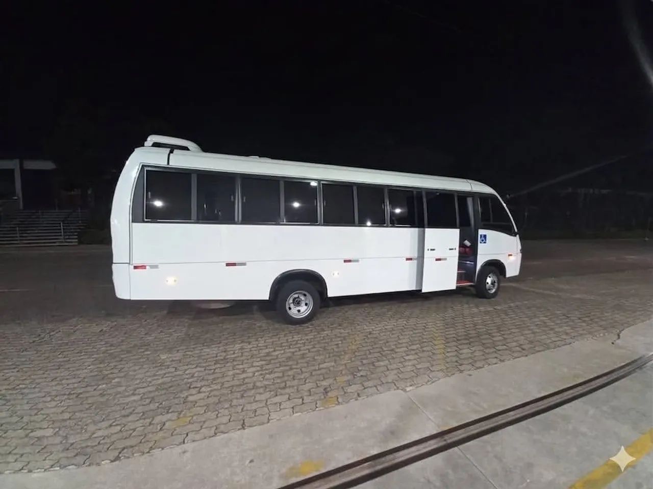 Ônibus (parcelamento) - Foto 5