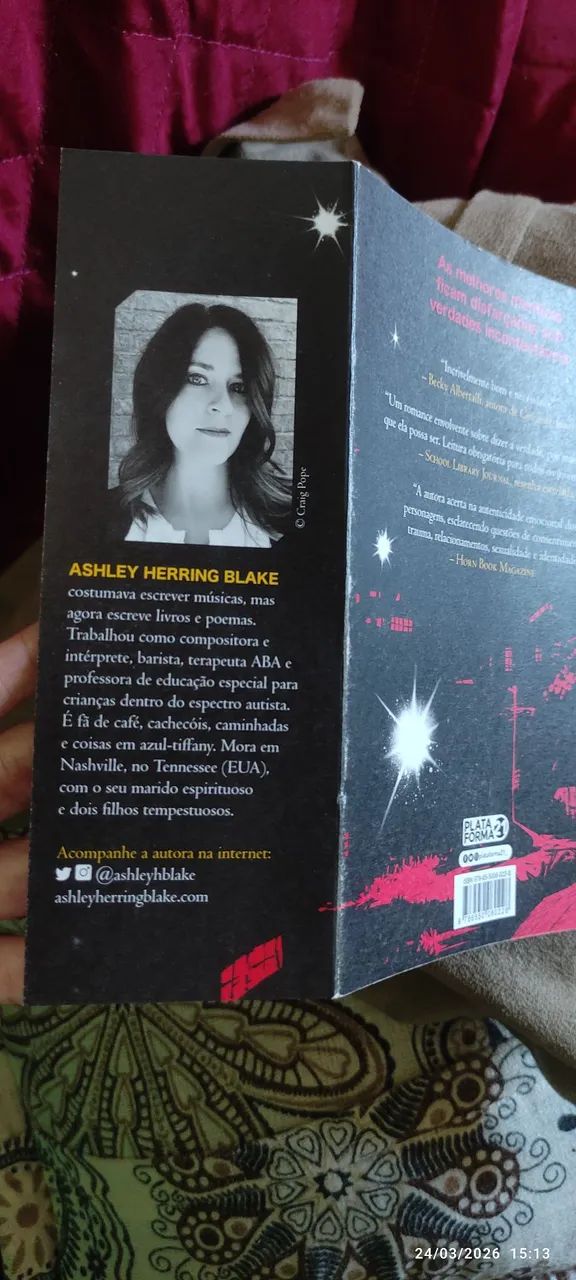 Menina feita de estrelas  - Foto 4