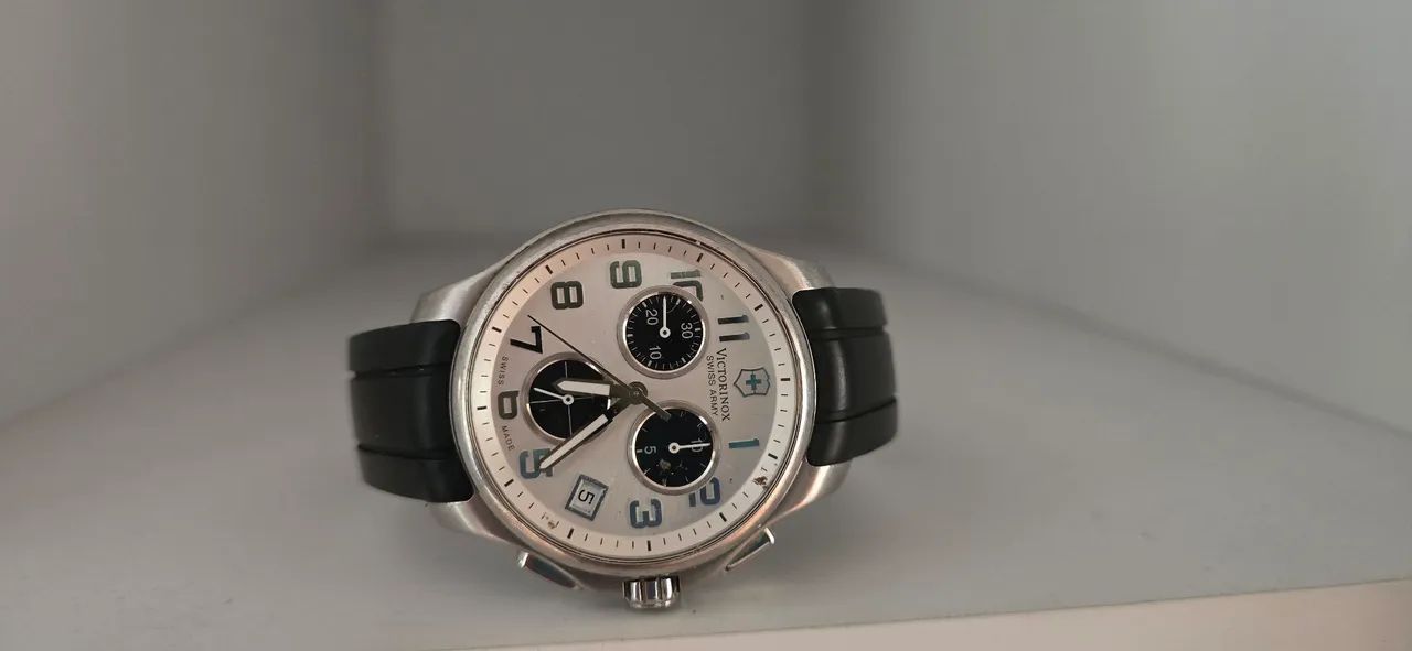 Victorinox Swiss Army Officer's Chronograph 241454 - Acessórios