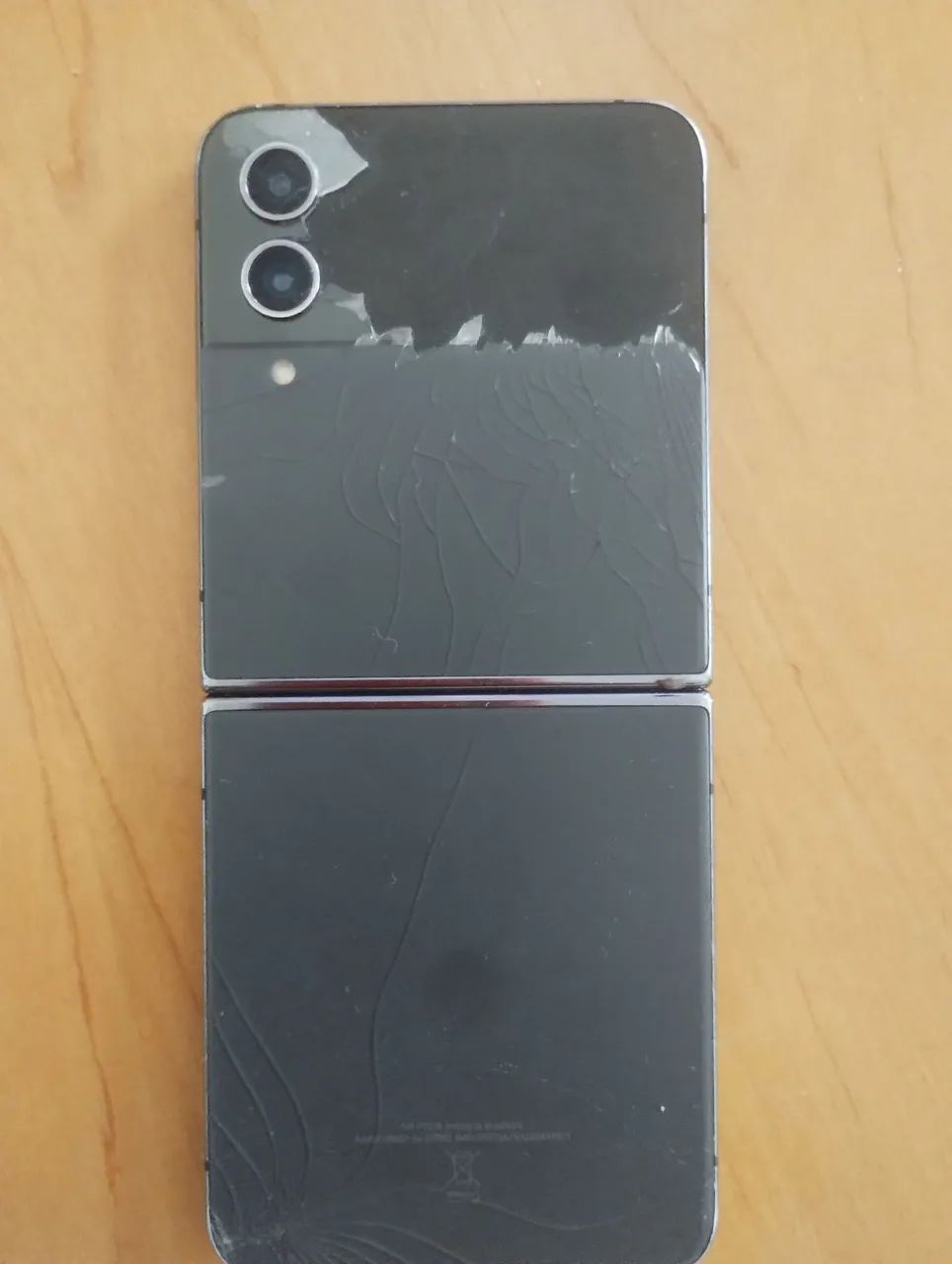 Vendo Samsung Galaxy z Flip 4  - Foto 5
