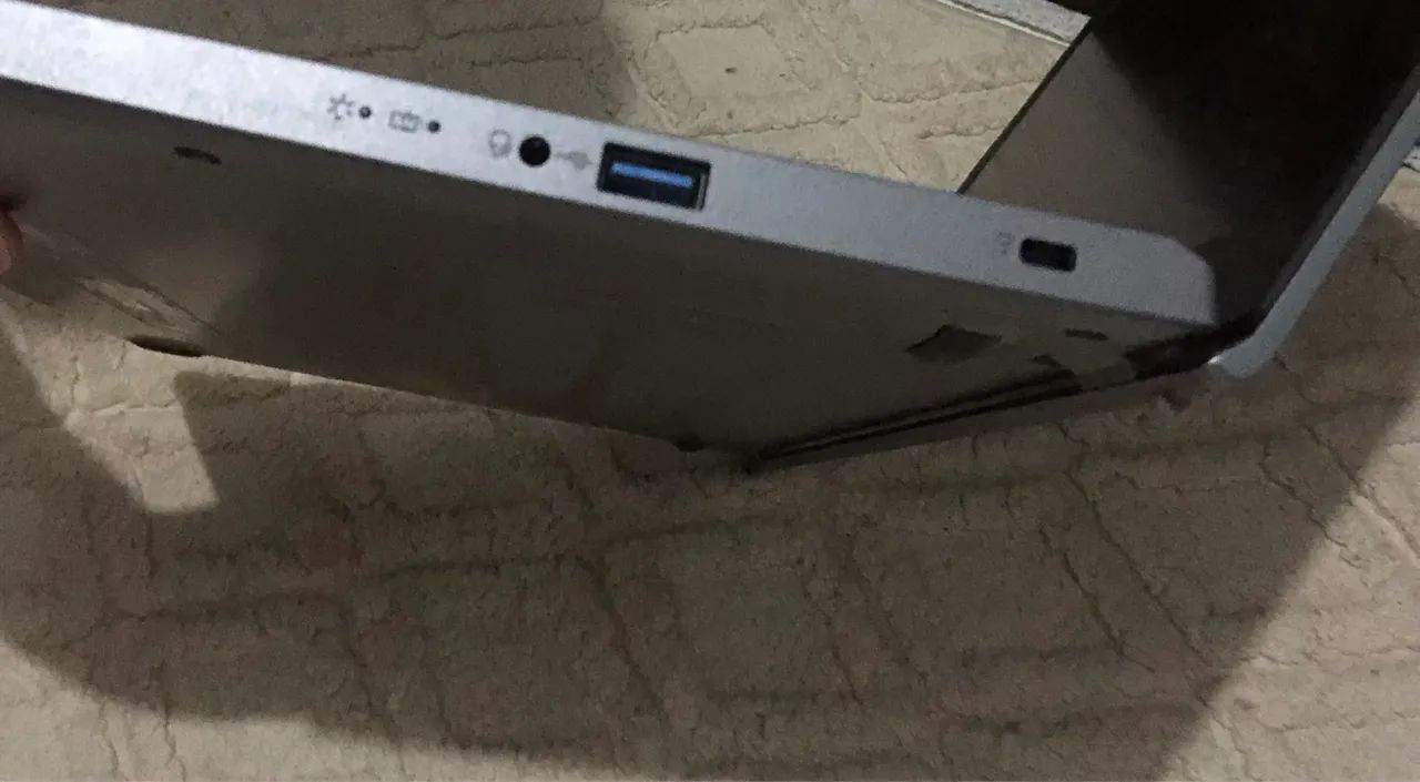 VENDO NOTEBOOK ACER SPIRE 5 - Foto 3