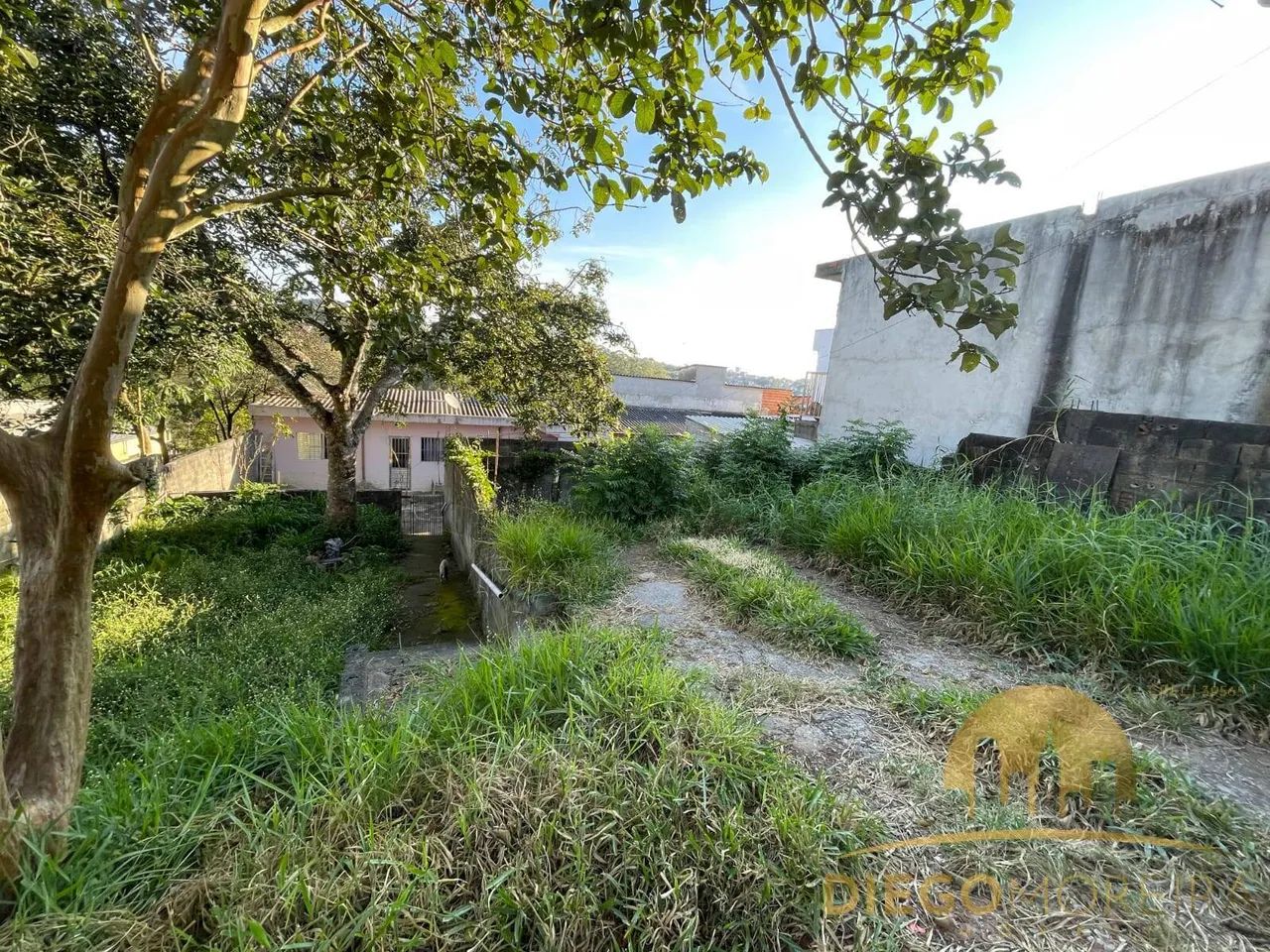 Casa Térrea com Terreno Amplo  300m²! - em Terra Preta - Foto 3