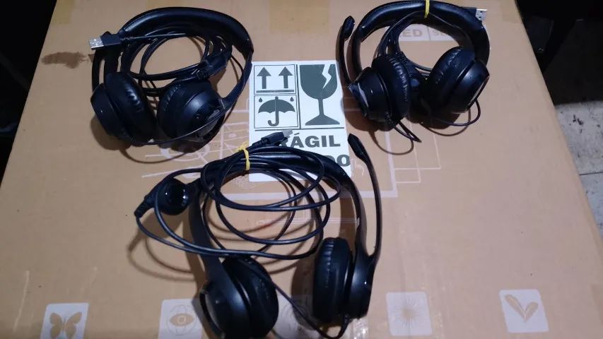 Headset Logitech  H390 USB com microfone e controle de volume - Foto 3