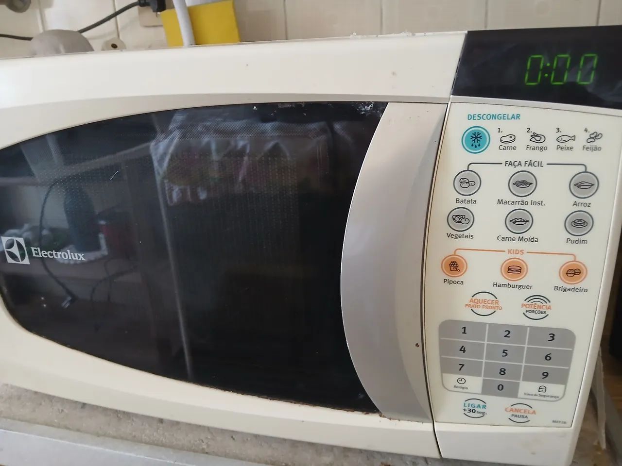 Micro-ondas  Eletrolux  18 Litros - Foto 2