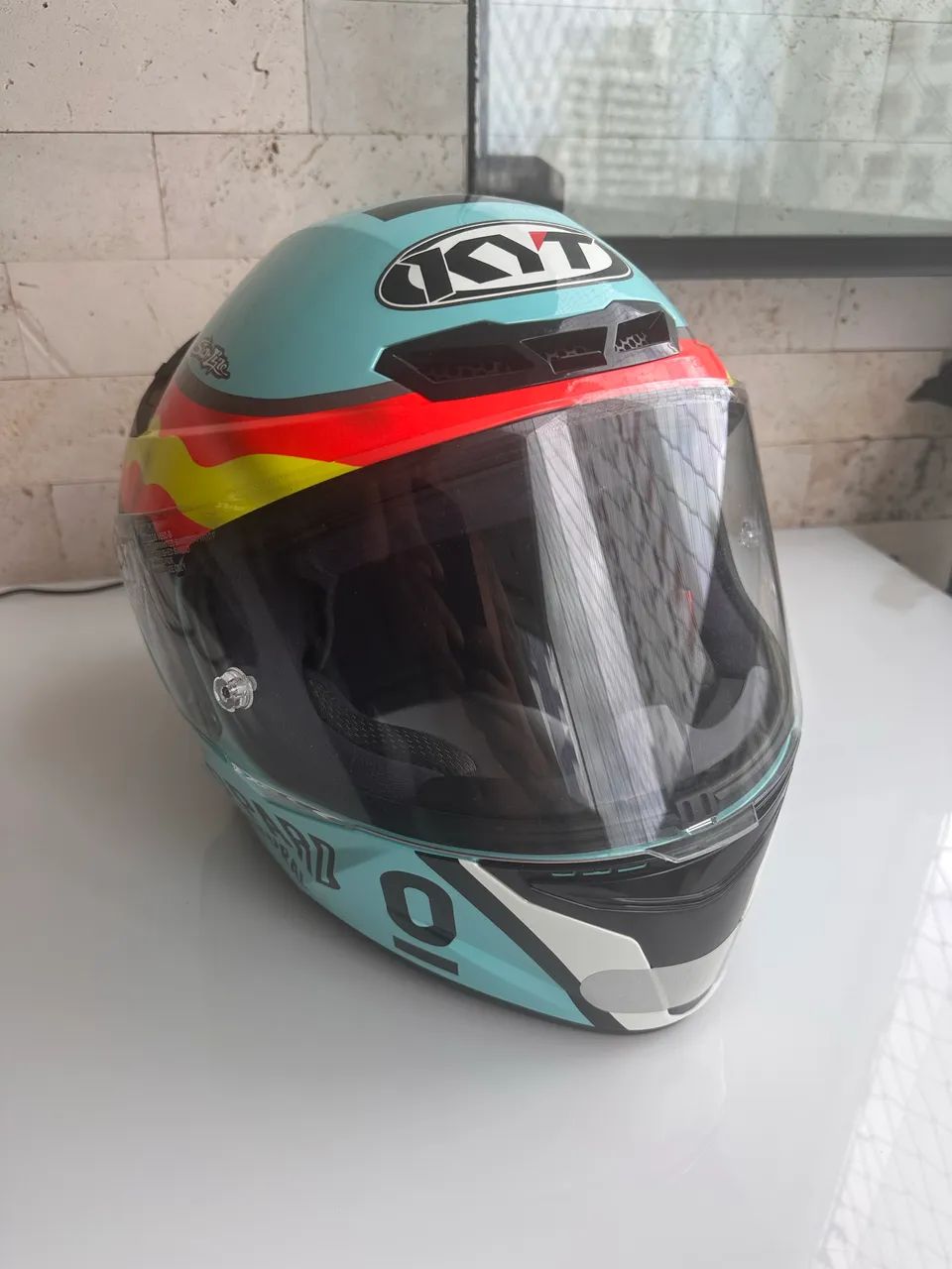 Capacete KYT 