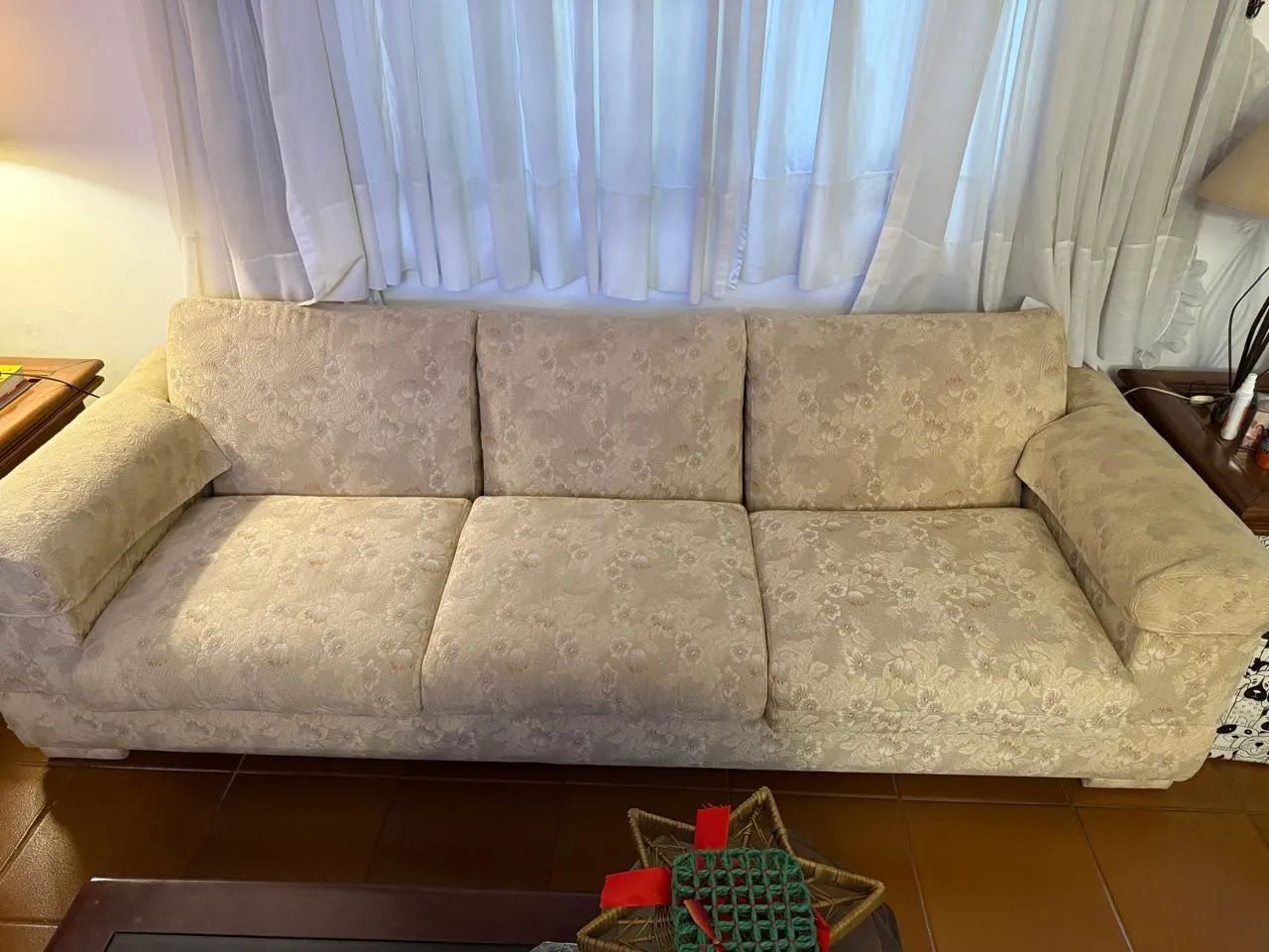 Vendo Sofá de 3 lugares Usado 