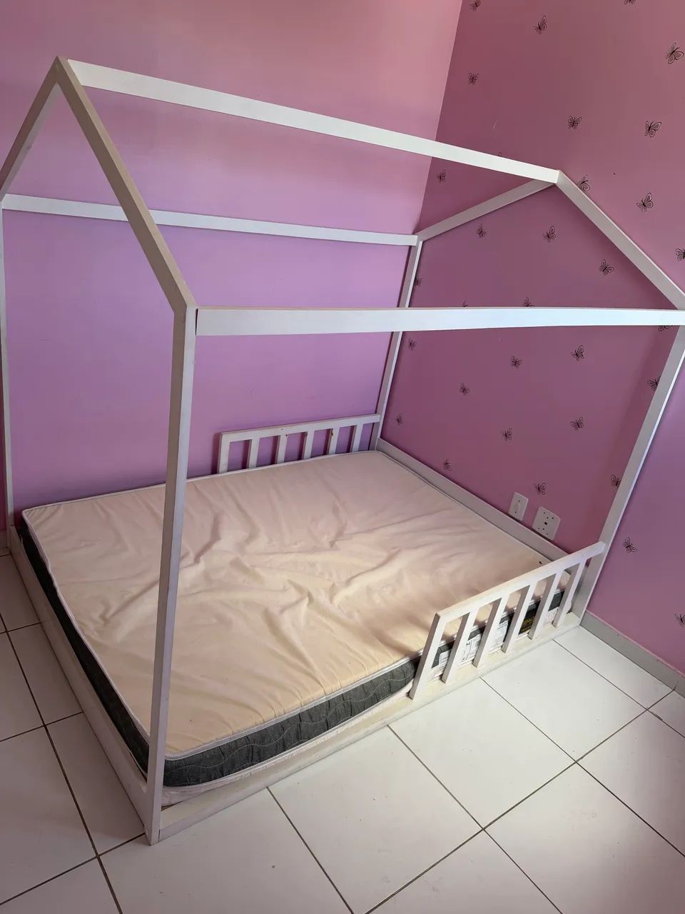 Cama de casinha com colchão, tamanho casal  - Foto 4