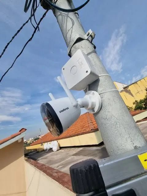 Instalação e Manutenção em Cameras