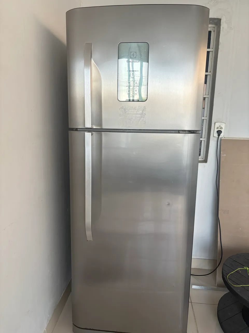 Vendo geladeira Electrolux 430 litros - Foto 2