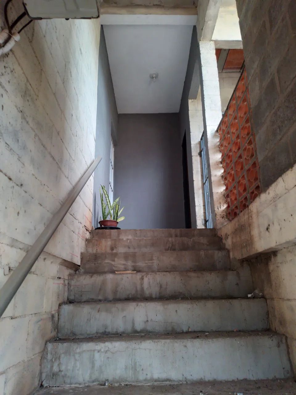 TROCO, permuto, vendo, aceito veiculo, casa, terreno,  chácara.  - Foto 5