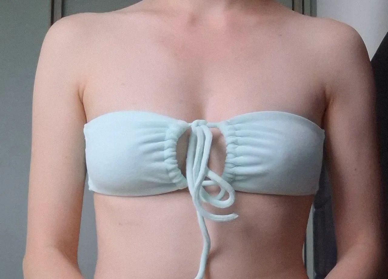 Biquíni calzedonia top tamanho 42 e calcinha P - Foto 2